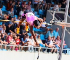 Goldenes Oval 2025 am 01.06.2025 im Heinz-Steyer-Stadion, Dresden. Stabhochsprung Bo Kanda Lita Baehre (GER), Foto: Joerg Halisch Leichtathletik, Goldenes Oval 2025 am 01.06.2025 im Heinz-Steyer-Stadion, Dresden. Stabhochsprung Bo Kanda Lita Baehre (GER), Foto: Joerg Halisch
